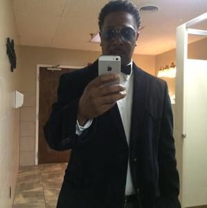 Meet your Posher, Dion